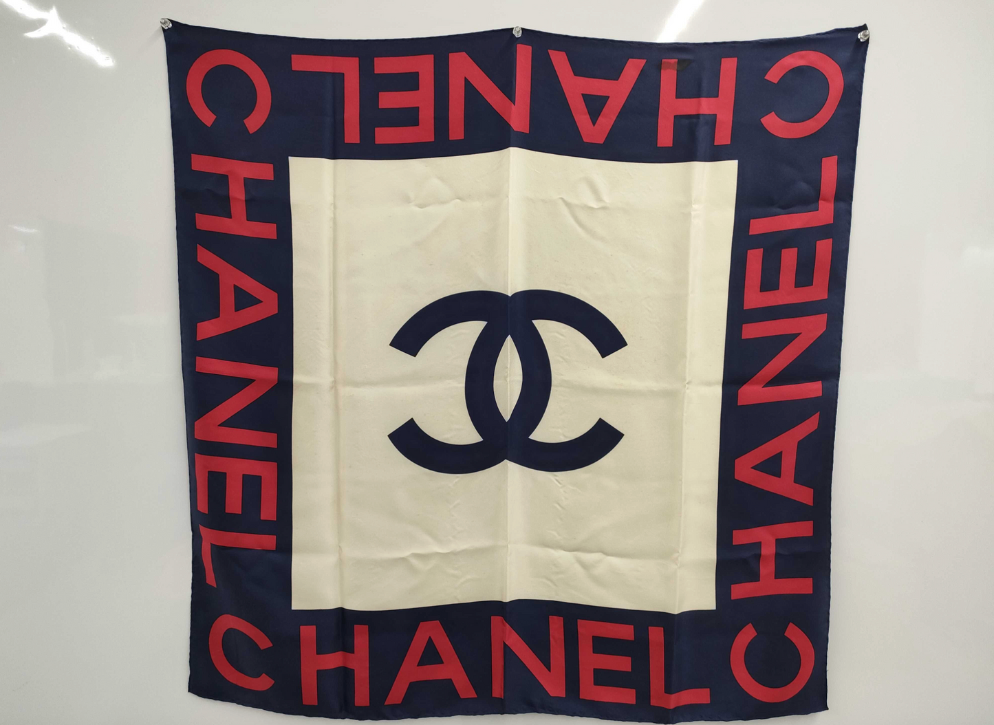 CHANEL Foulard en soie