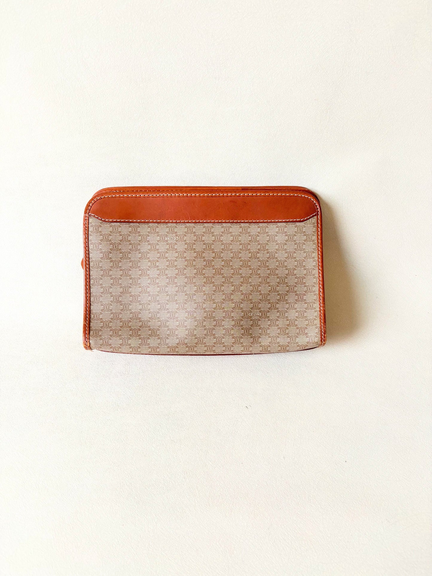 CÉLINE Pochette Triomphe