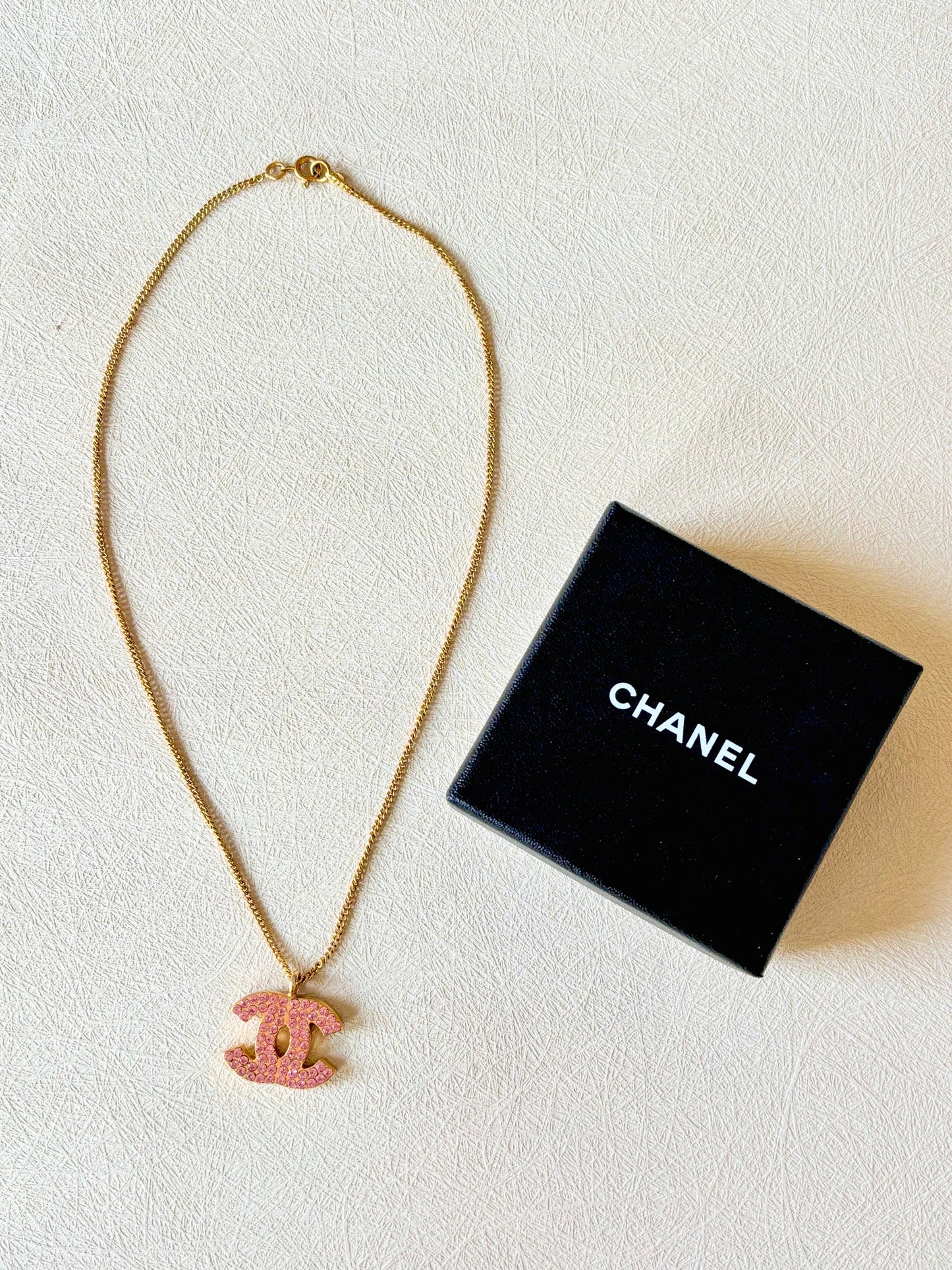 CHANEL Collier CC