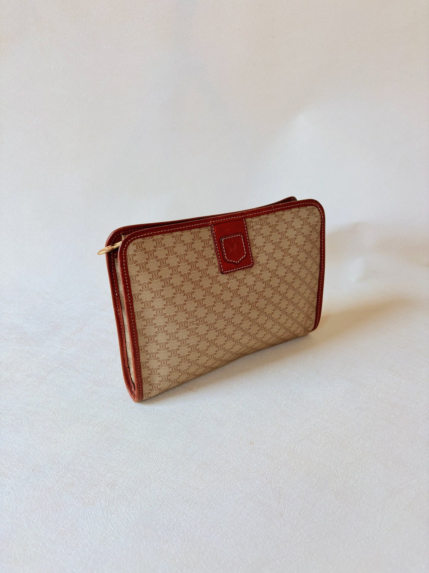CÉLINE Pochette Triomphe
