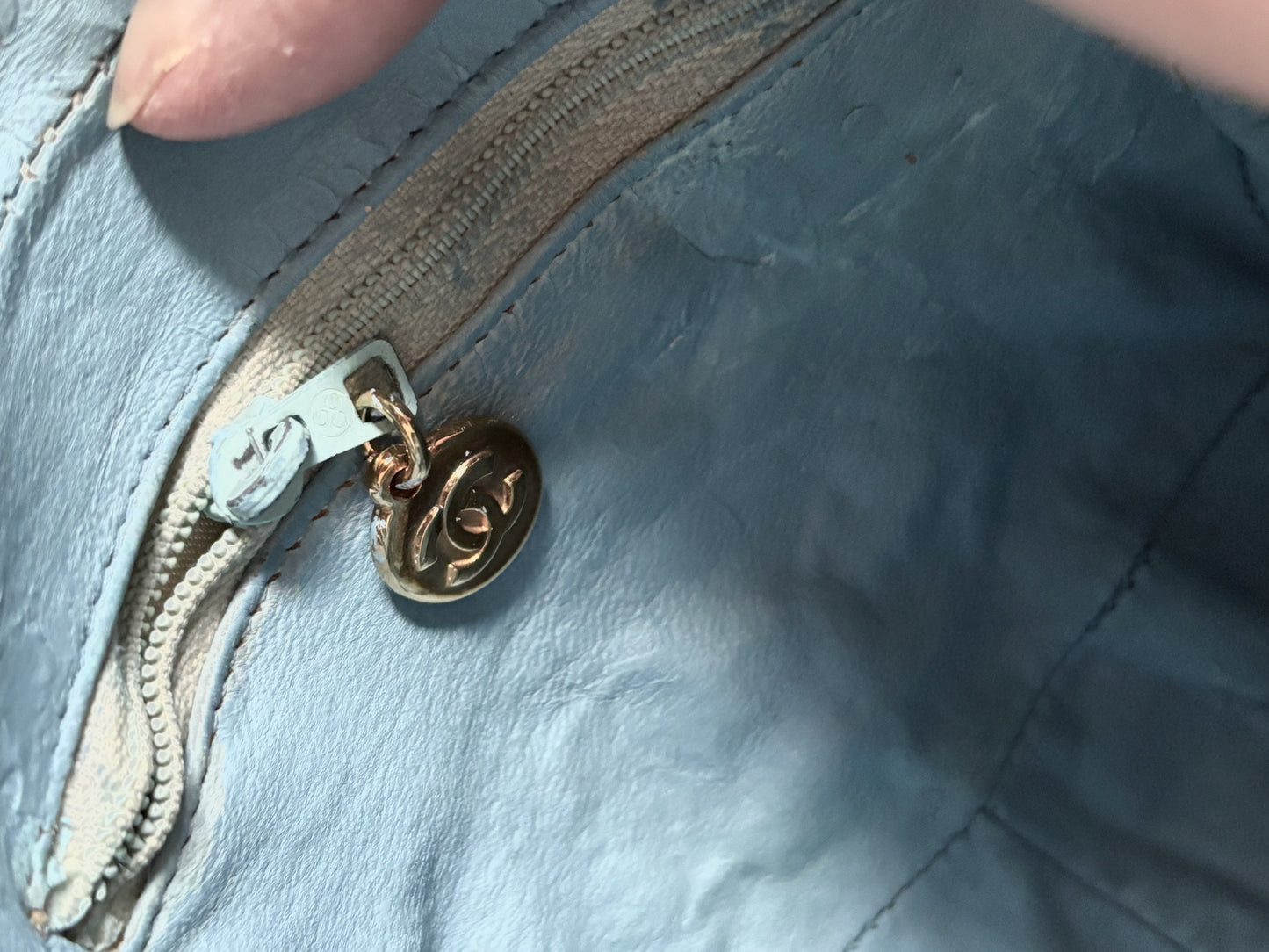 CHANEL Sac Camera Denim