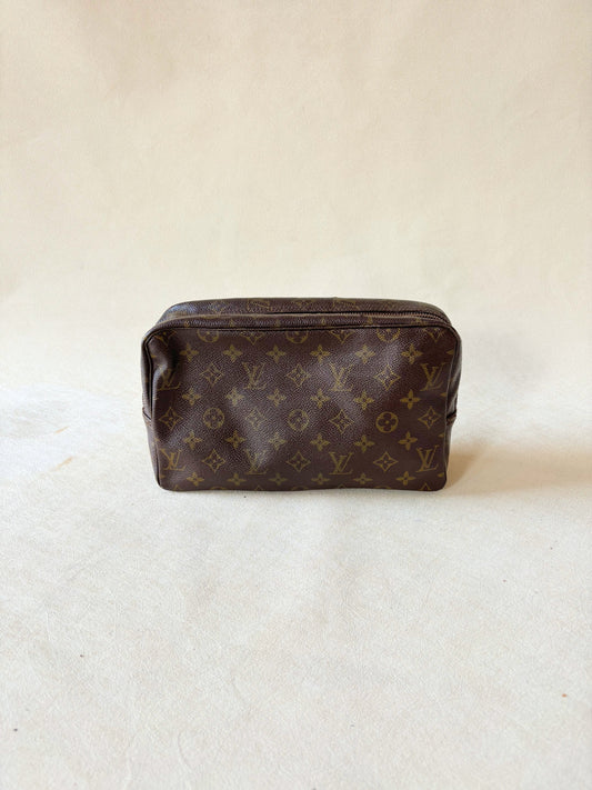 LOUIS VUITTON Pochette