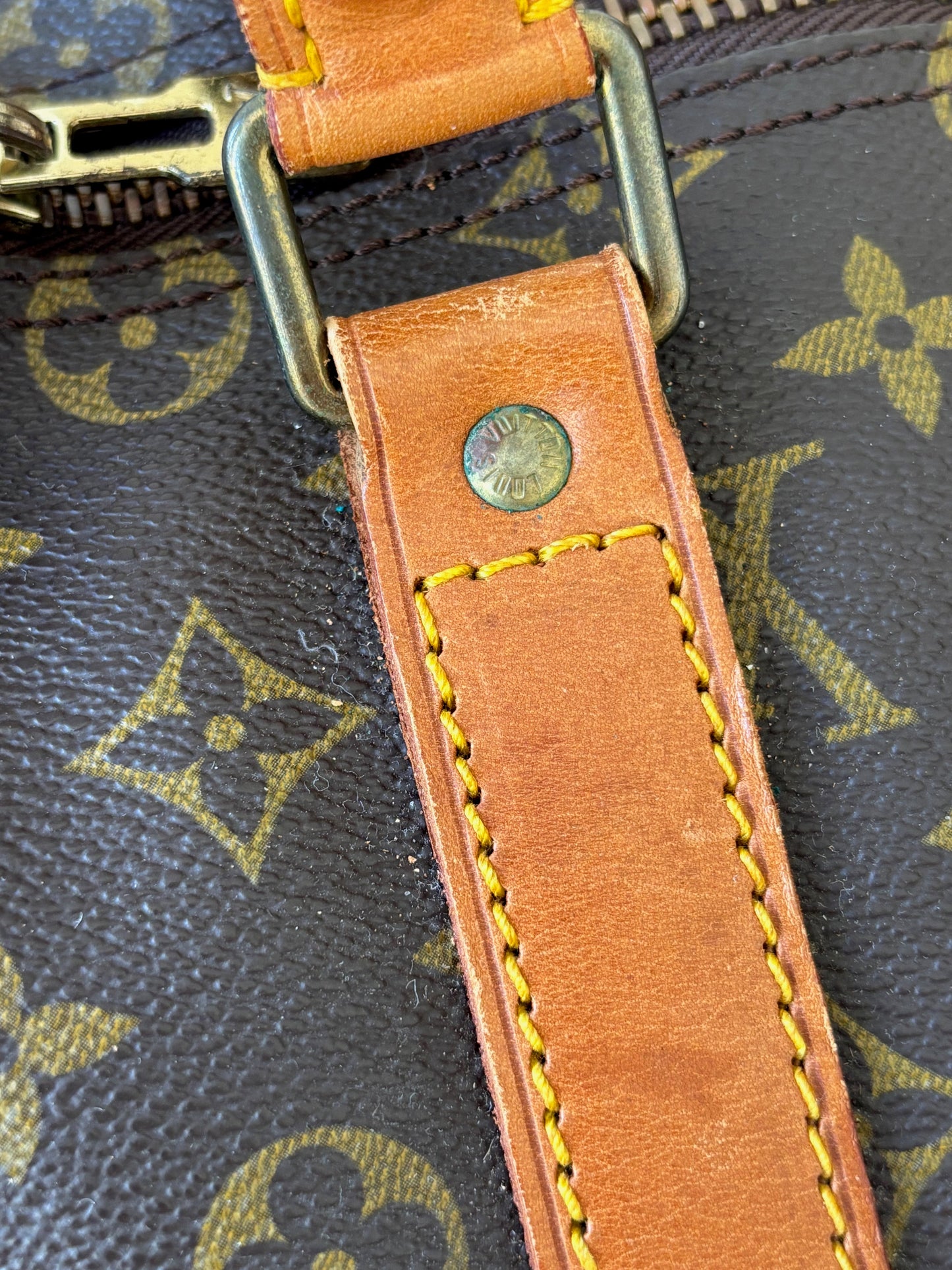 LOUIS VUITTON Sac Keepall 55 Bandoulière