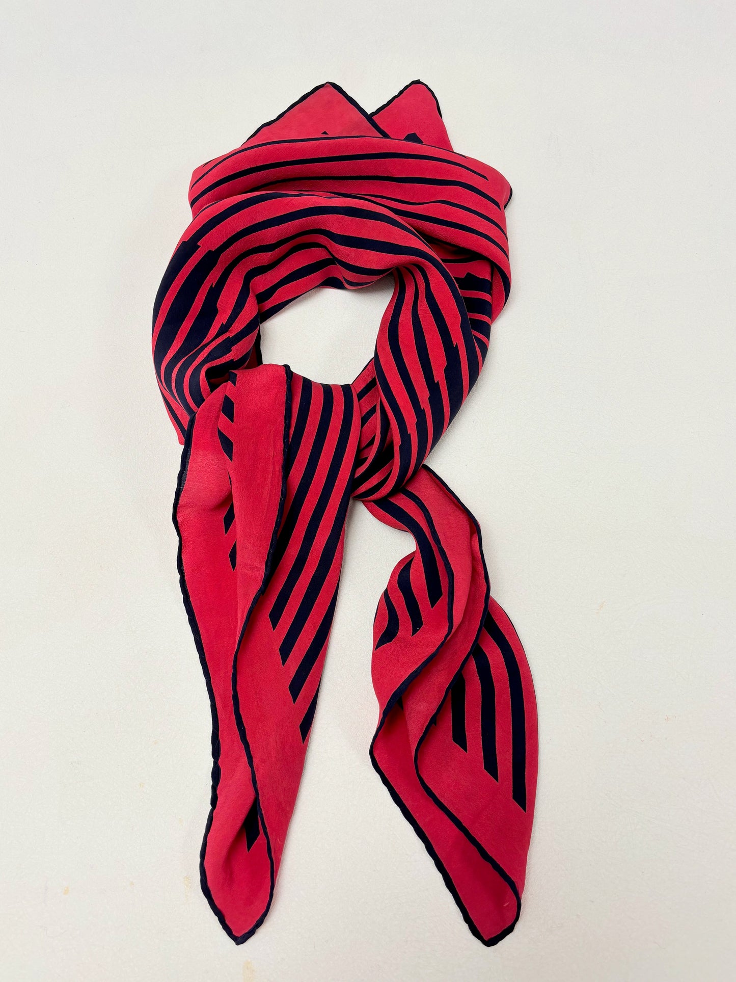 CHANEL Foulard en soie