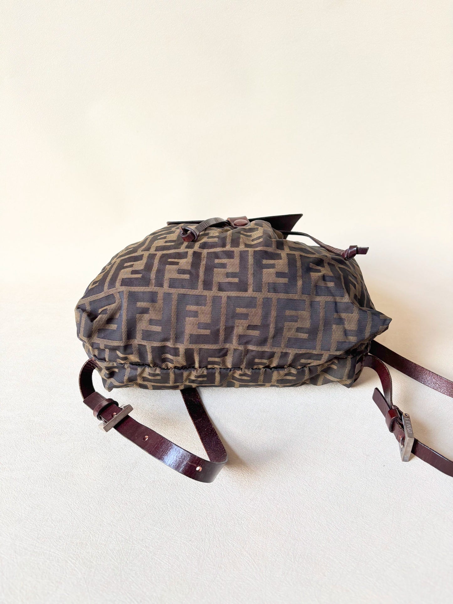FENDI Sac à dos Zucca