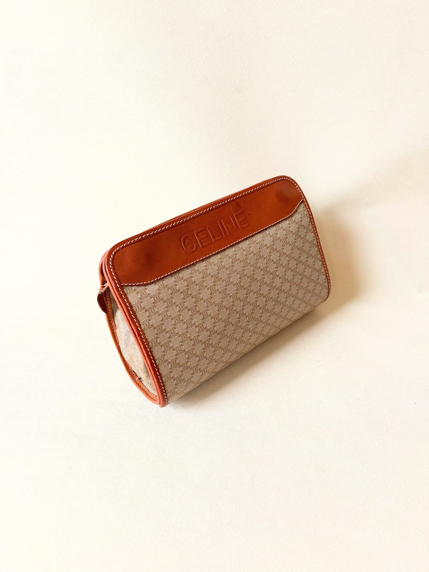 CÉLINE Pochette Triomphe