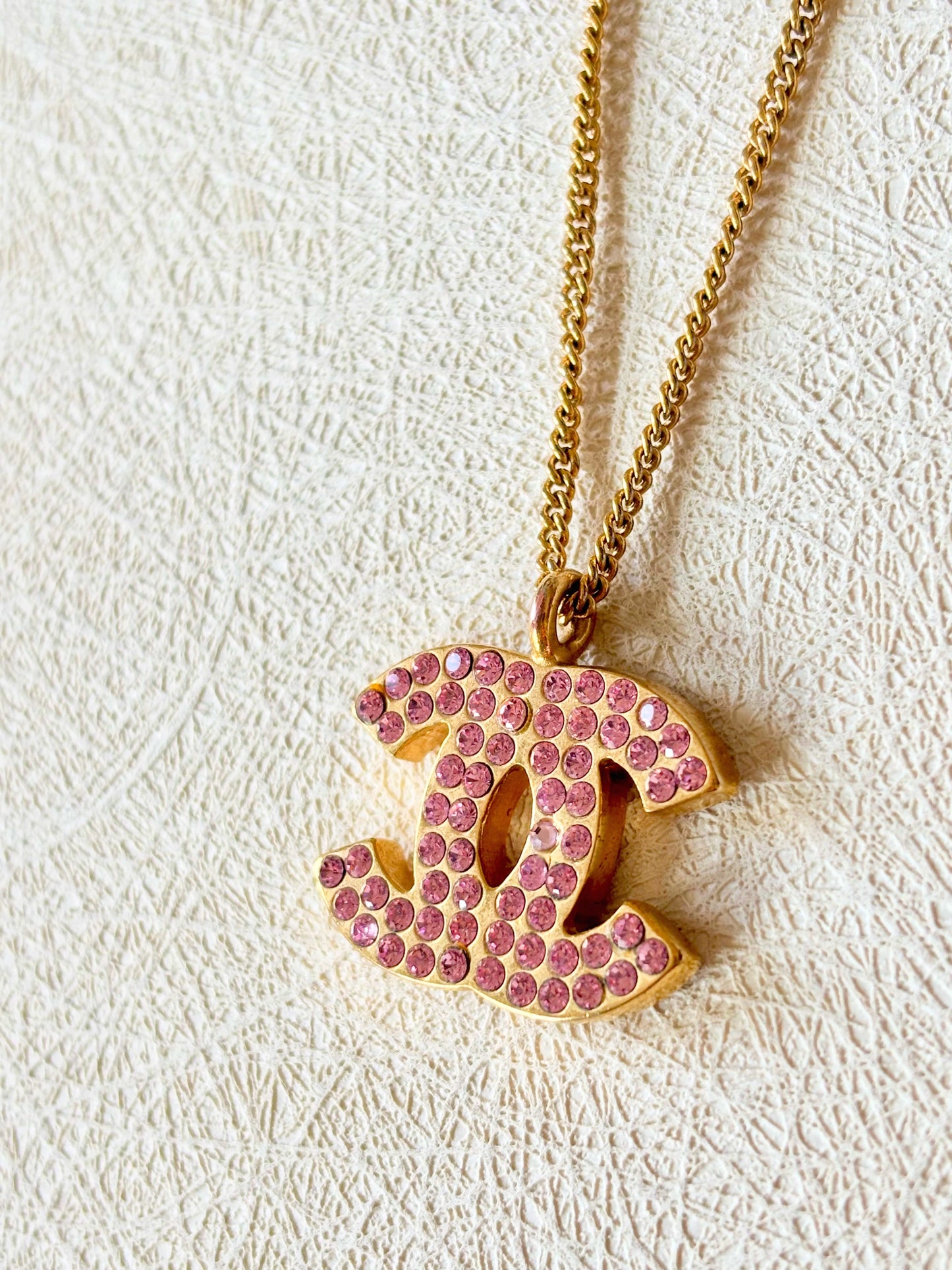 CHANEL Collier CC