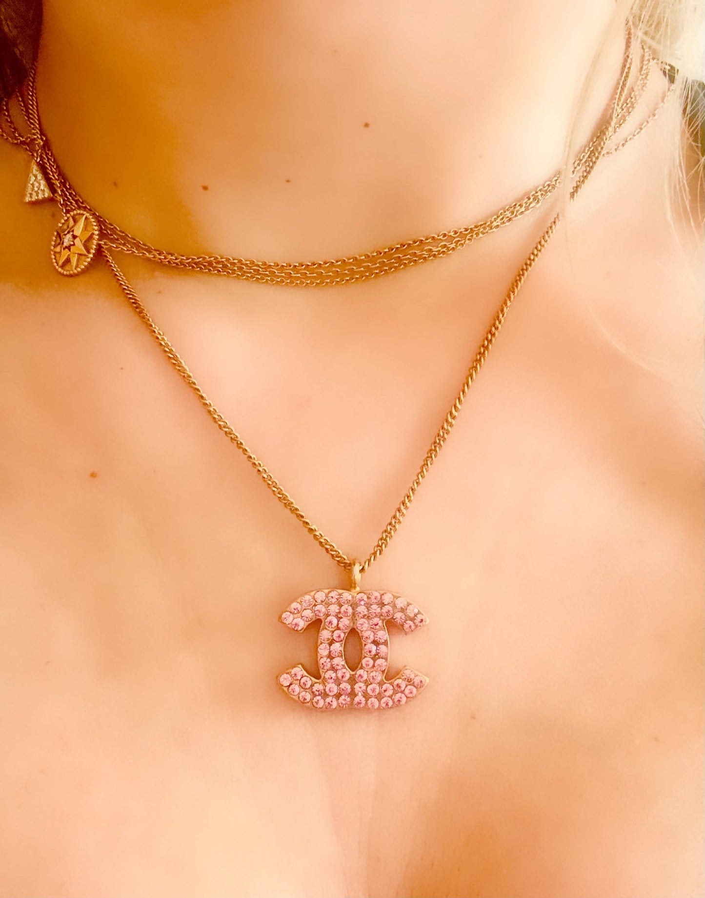 CHANEL Collier CC