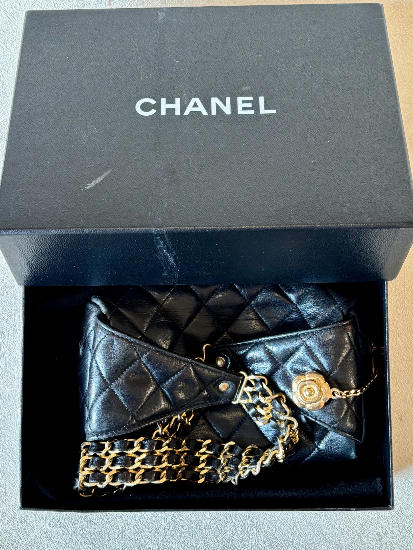 CHANEL Sac banane