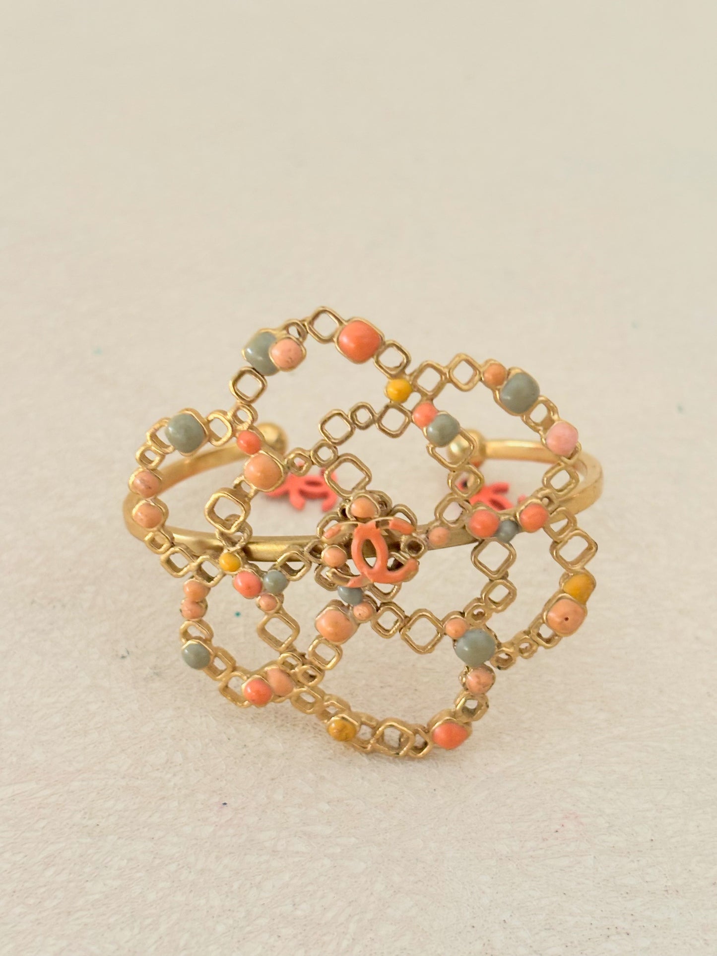 CHANEL Bracelet Camélia