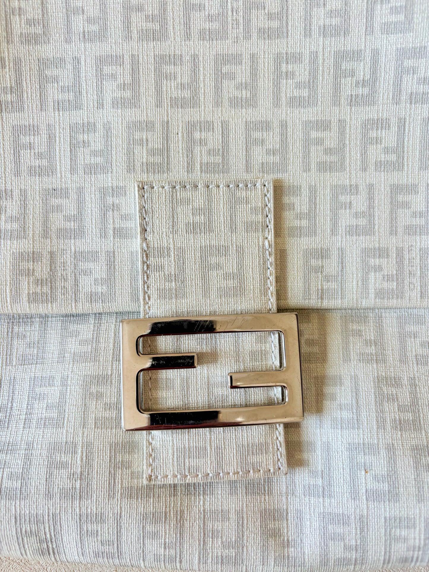 FENDI Sac Besace Mamma