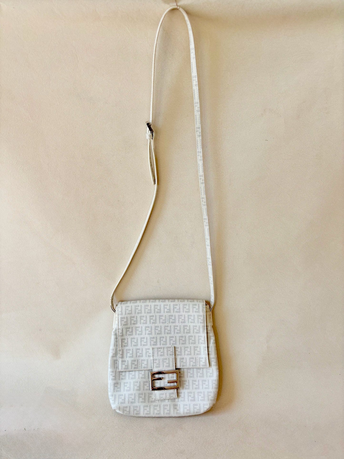 FENDI Sac Besace Mamma