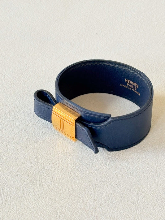 HERMÈS Bracelet Artémis