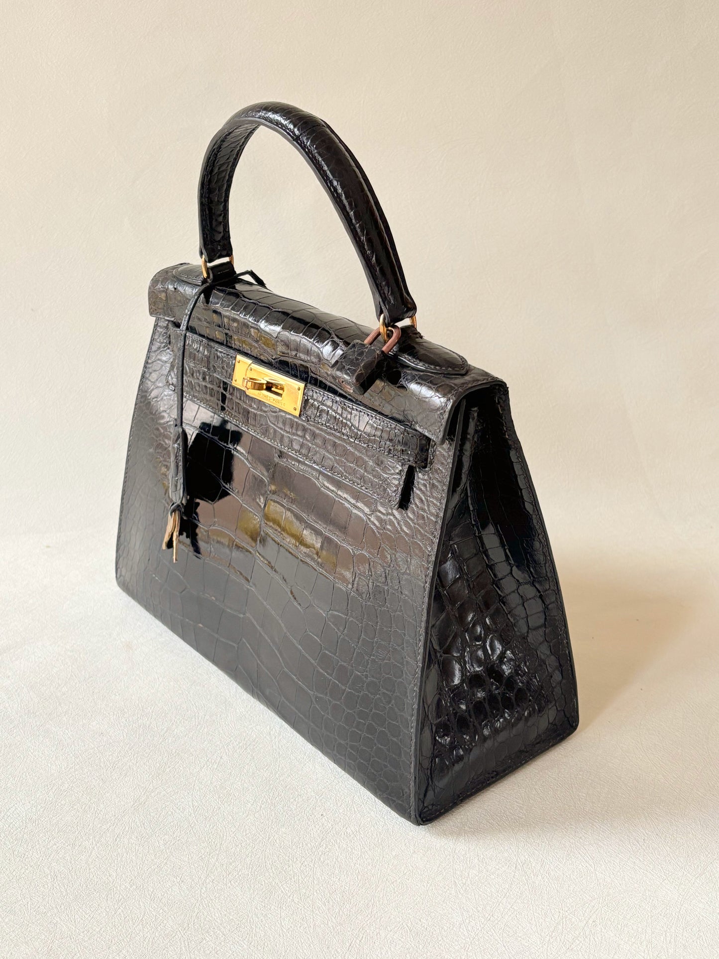 HERMÈS Sac Kelly 28 Alligator