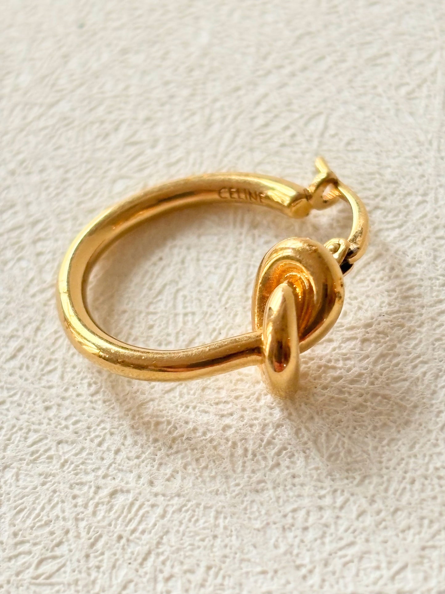 CÉLINE Boucle d'oreille Knot solitaire