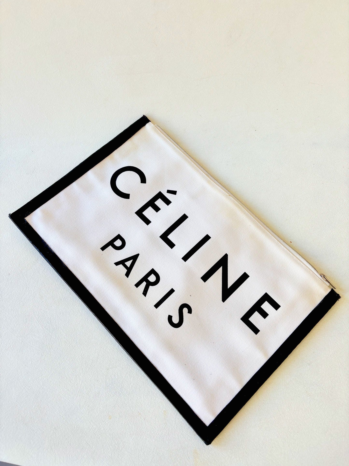 CÉLINE Pochette Made In