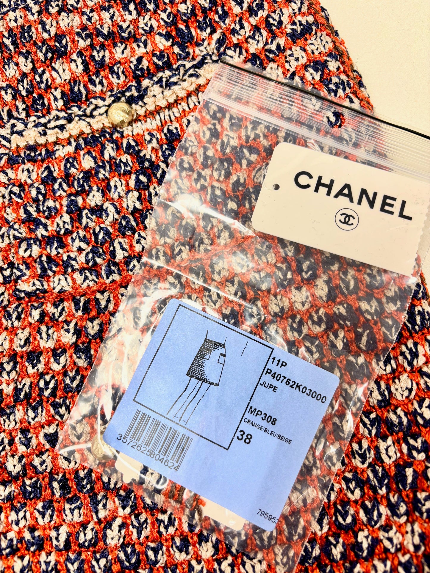 CHANEL Jupe tweed