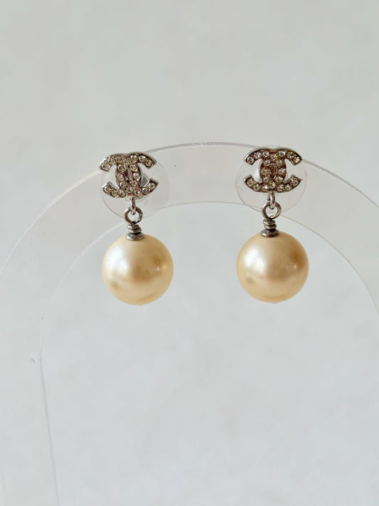 CHANEL Boucles d'oreilles