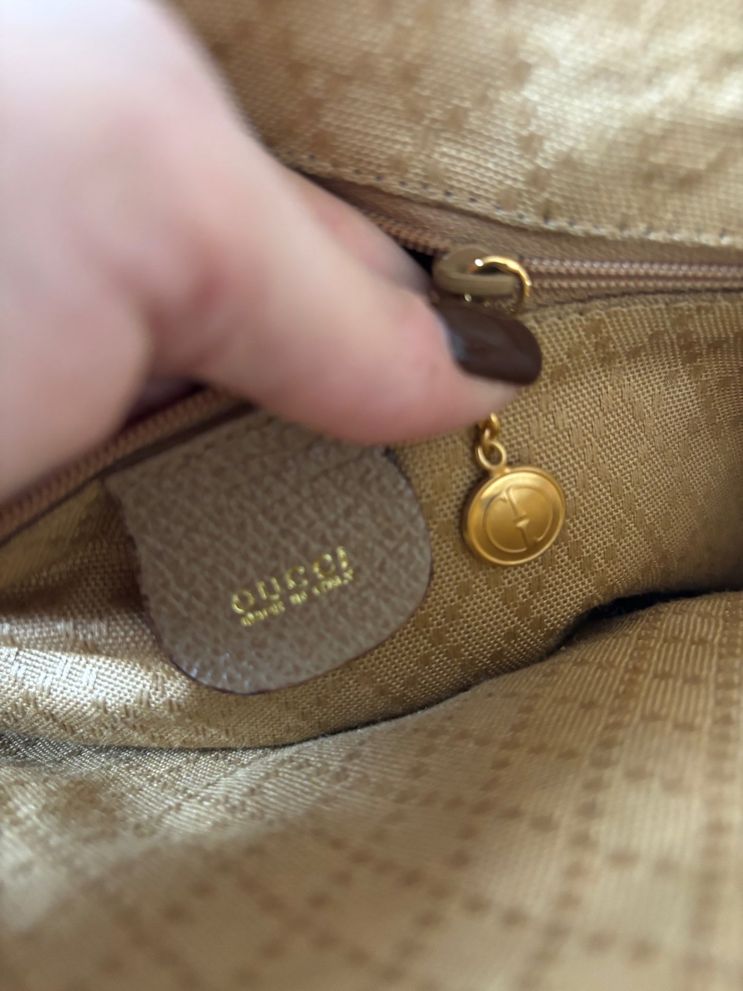 GUCCI Sac Diana
