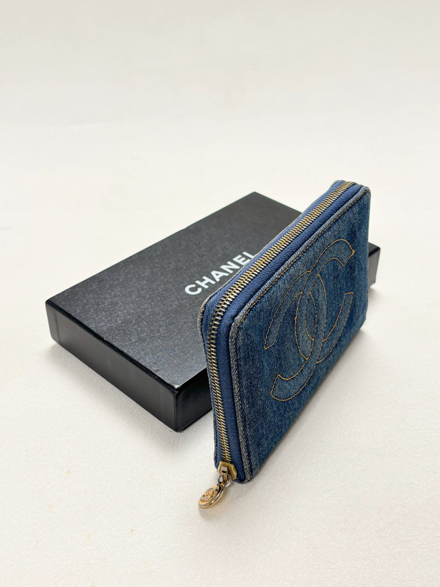 CHANEL Portefeuille Denim
