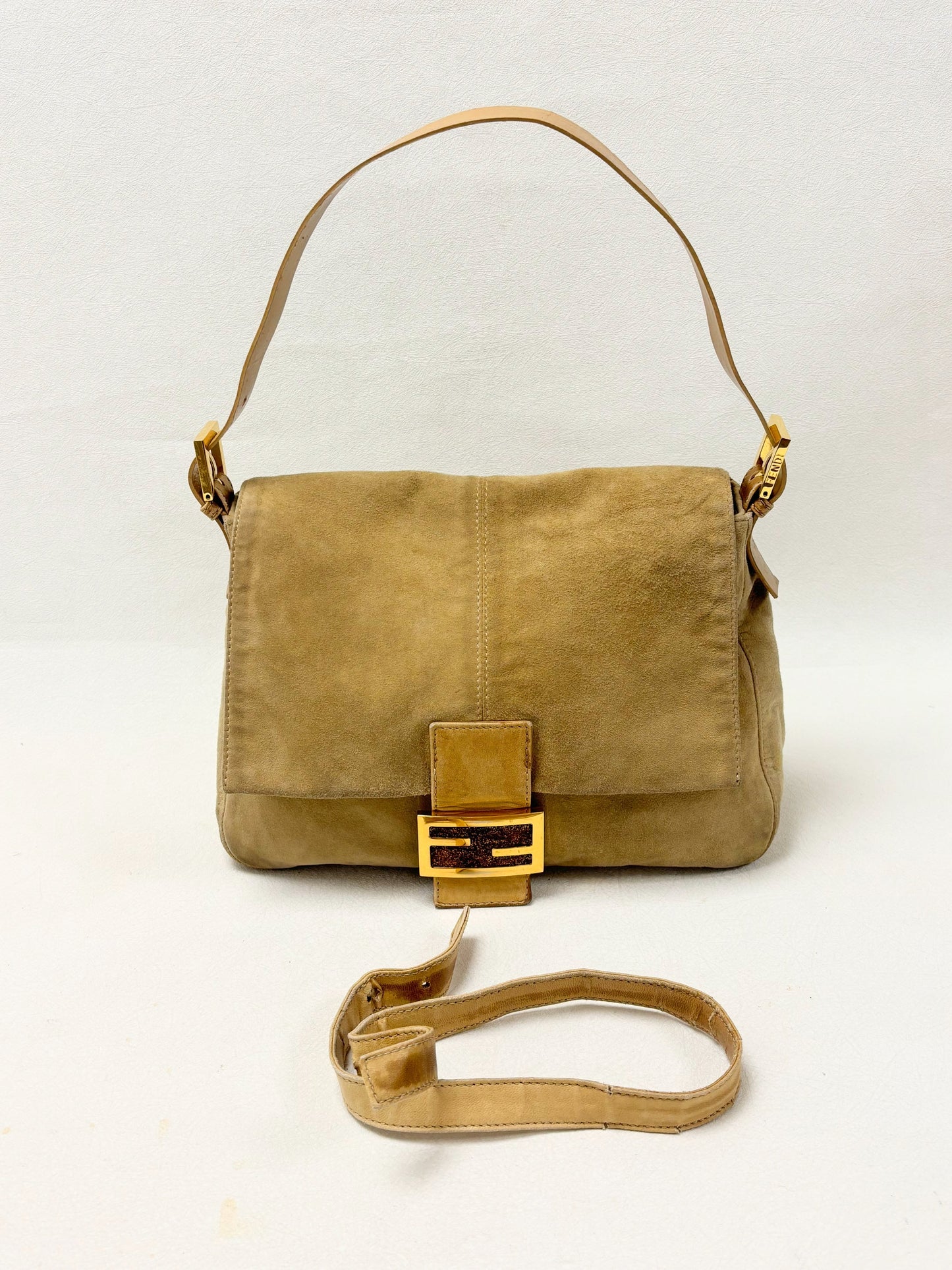 FENDI Sac Mamma Baguette