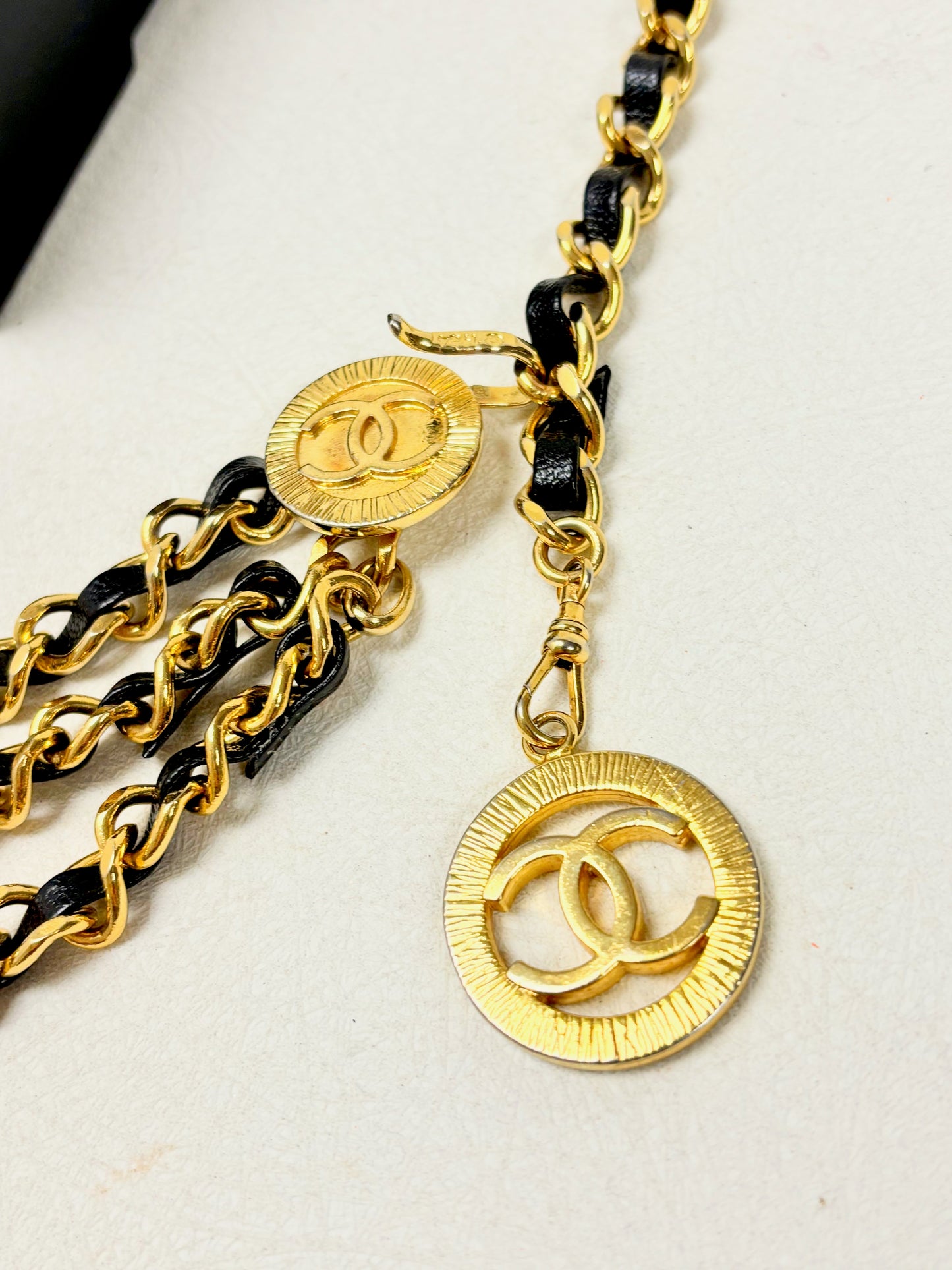 CHANEL Ceinture Multirangs 1984