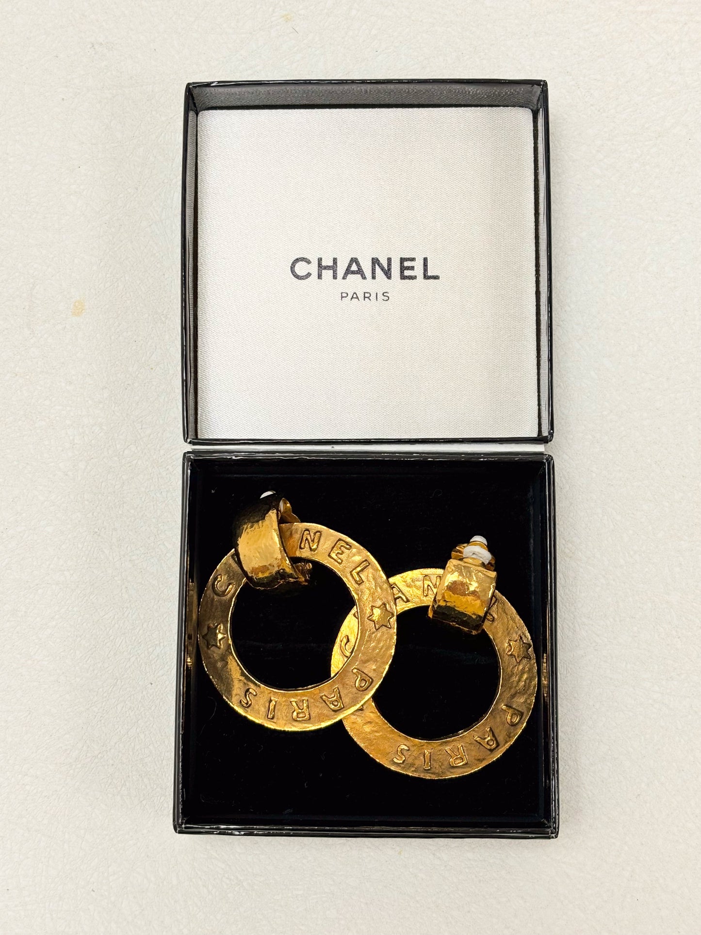 CHANEL Boucles d'oreilles Hoop