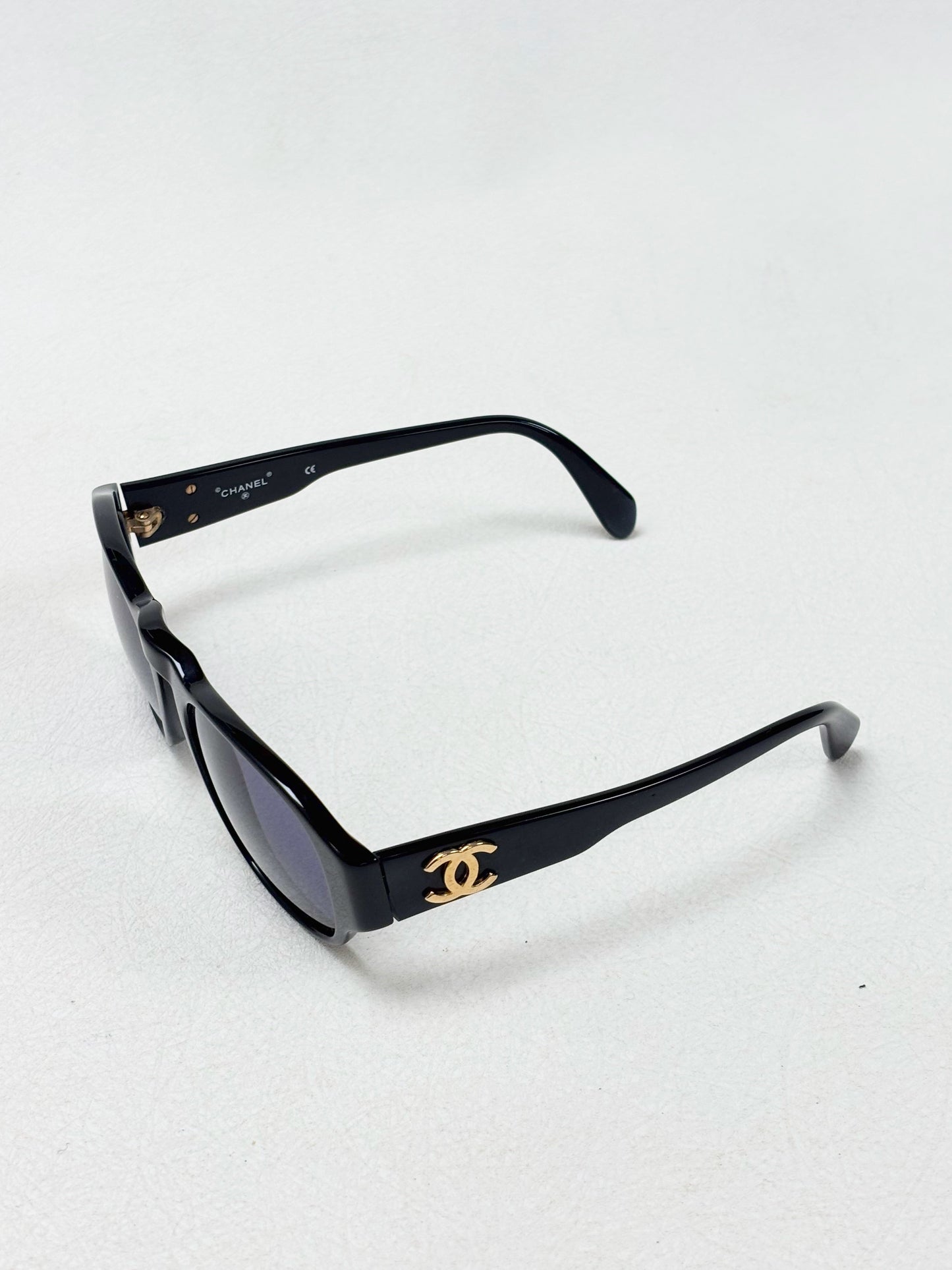 CHANEL Lunettes de soleil