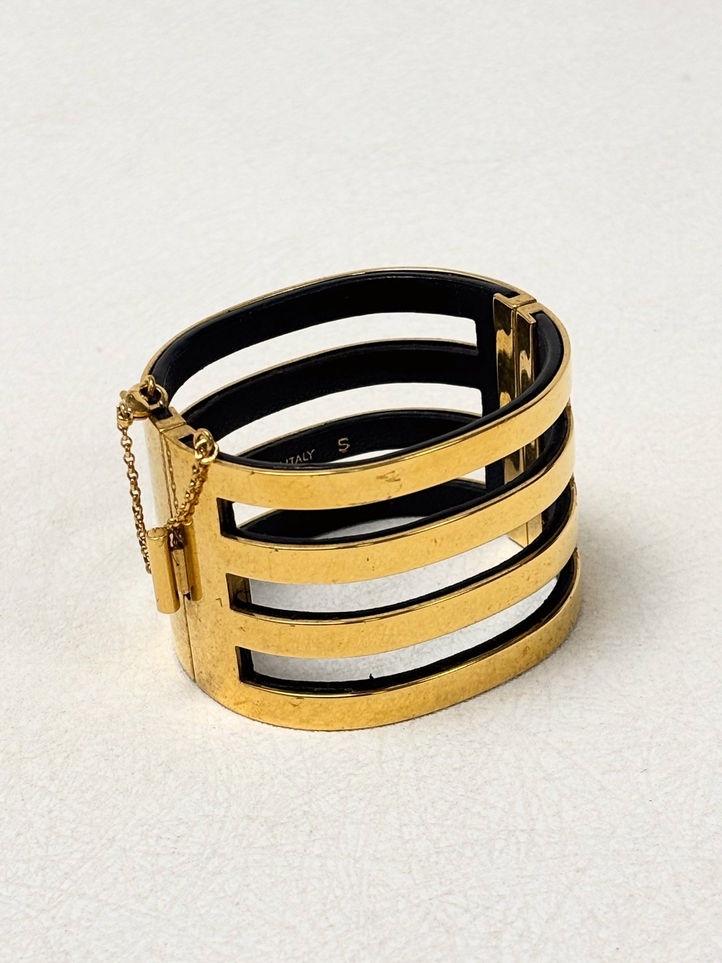 CÉLINE Manchette architecturale minimaliste