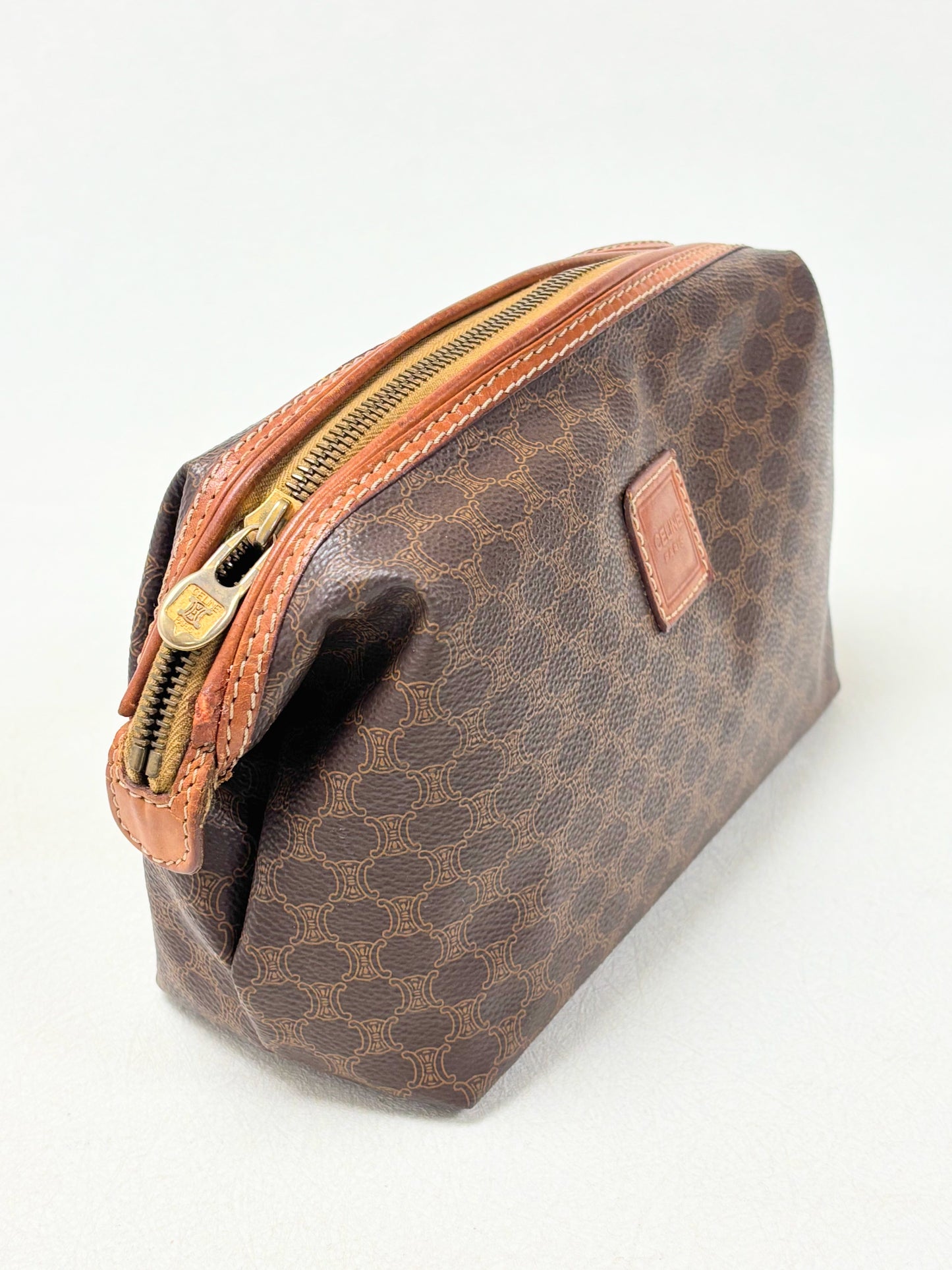 CÉLINE Pochette Triomphe