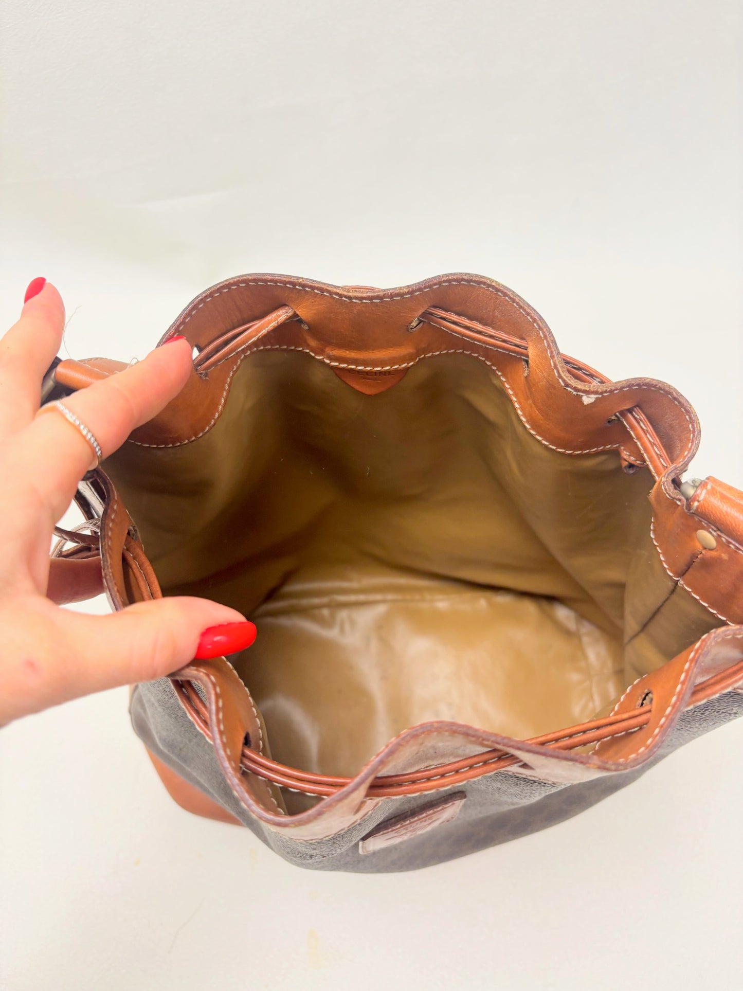 CÉLINE Sac Seau Triomphe