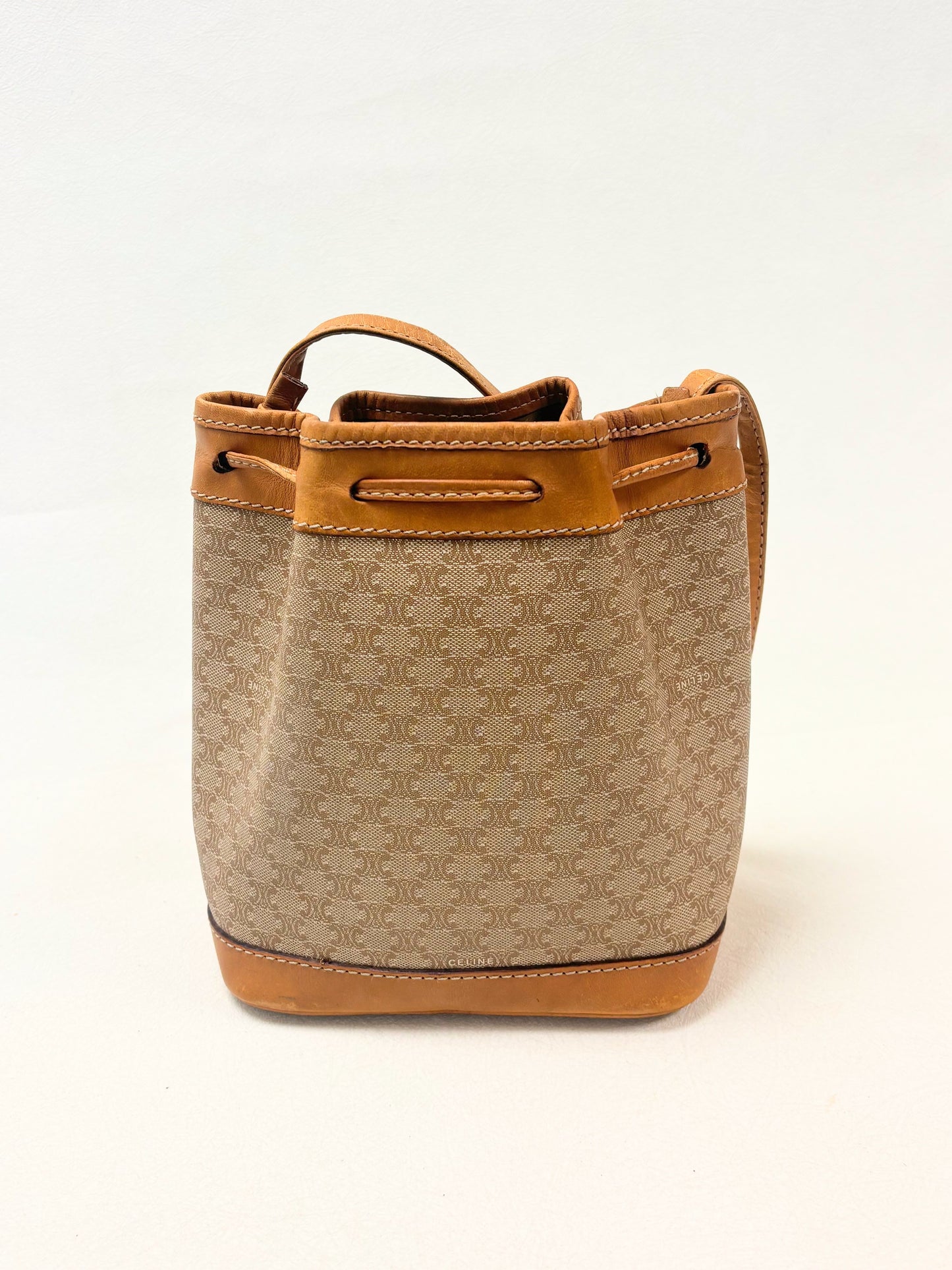 CÉLINE Sac Seau Triomphe PM