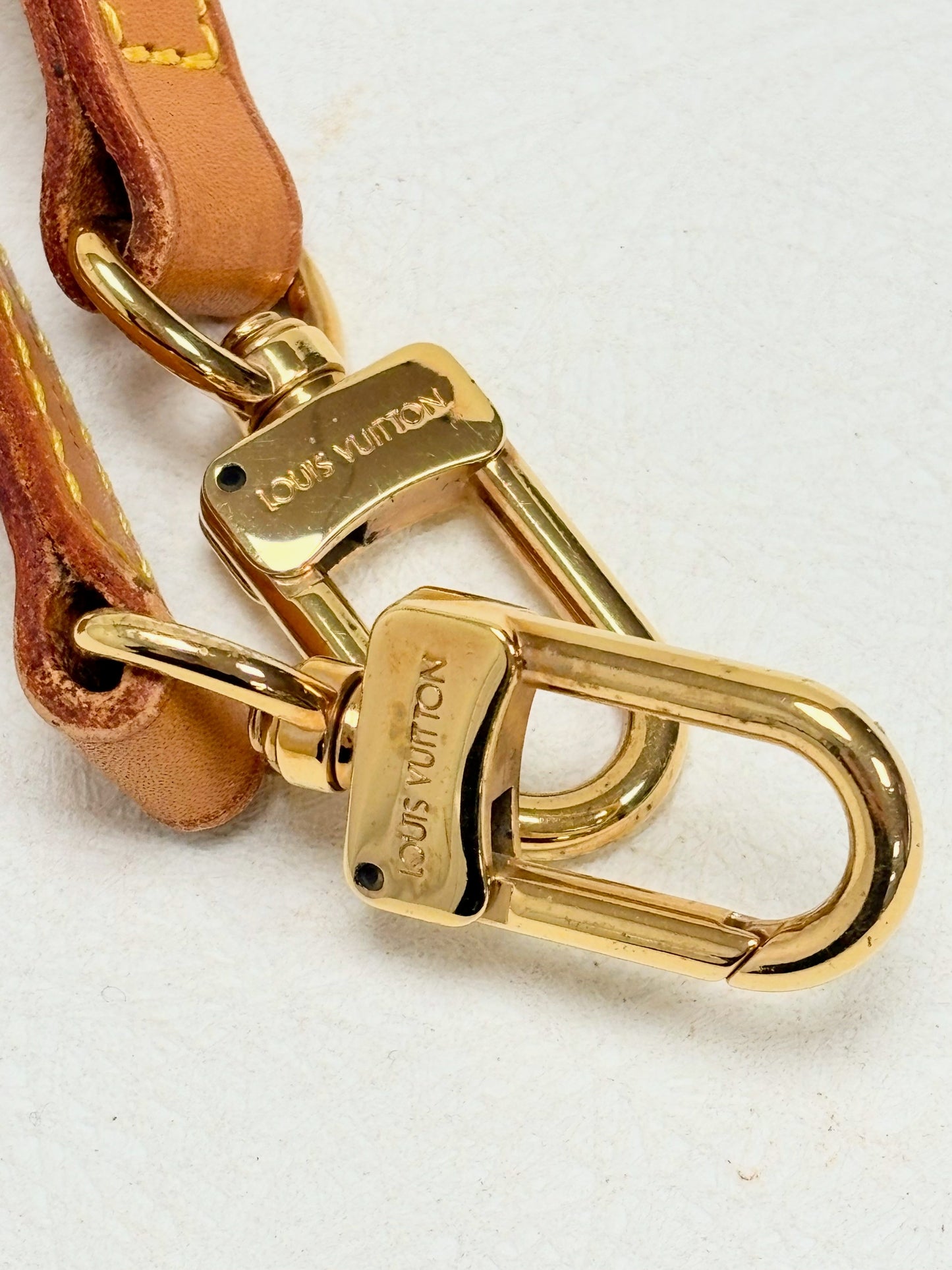 LOUIS VUITTON Bandoulière cuir