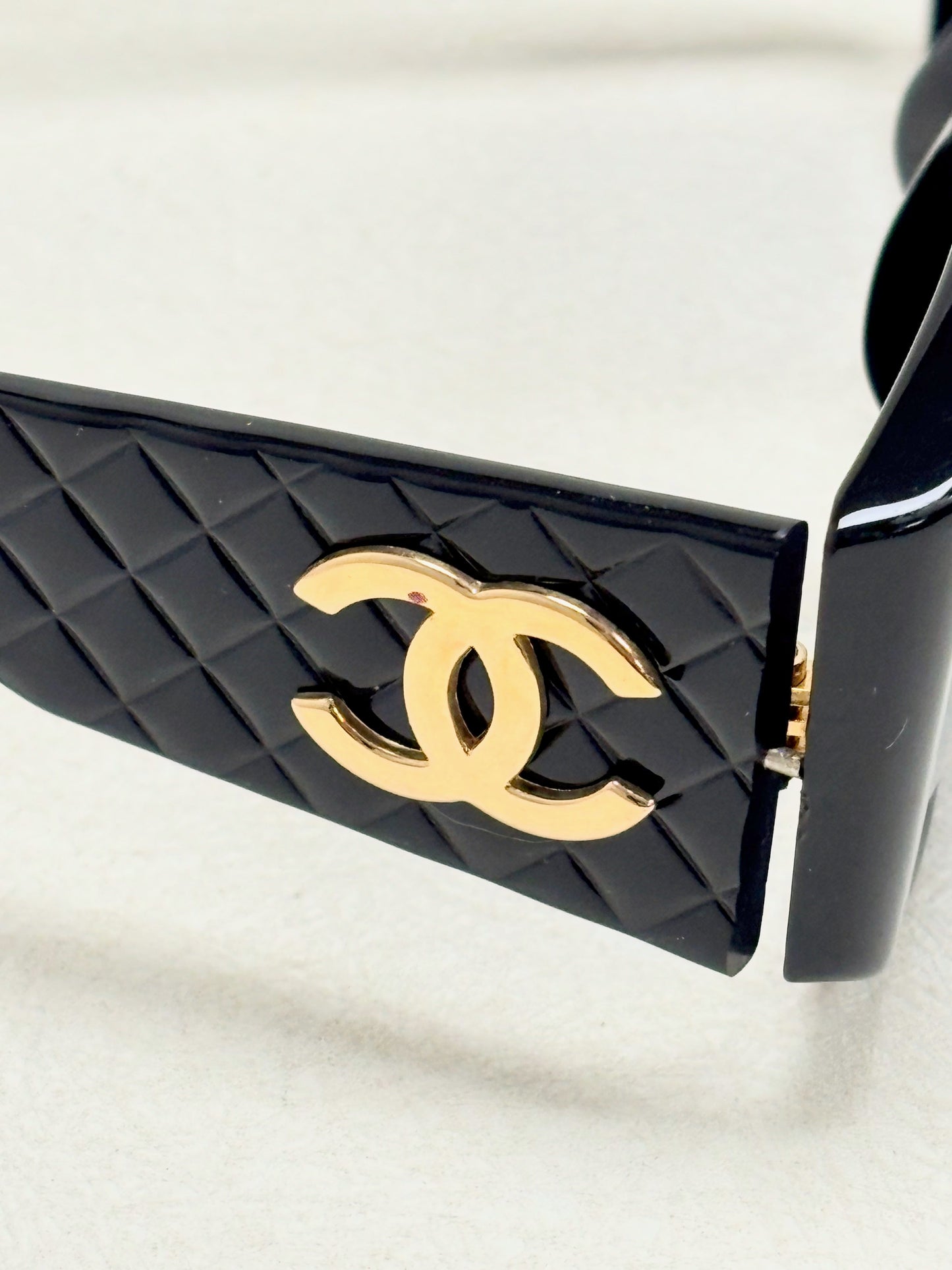 CHANEL Lunettes de soleil